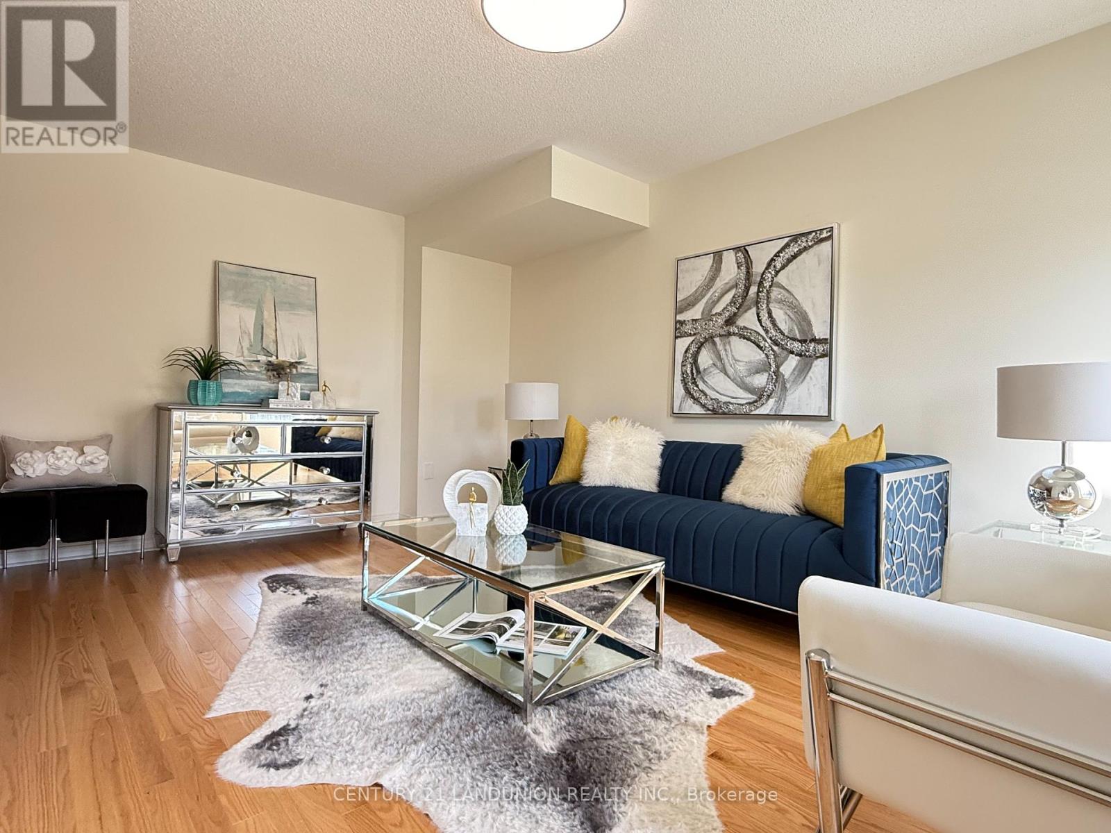 26 Mcalister Ave, Richmond Hill, ON L4S 0L3