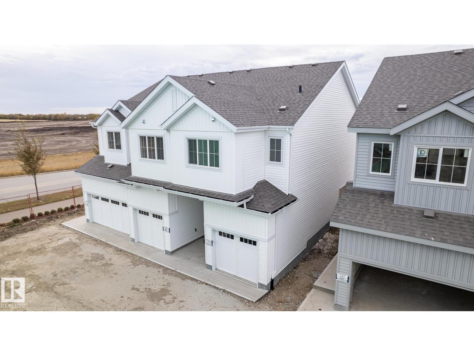 7110 Keswick Dr Sw #25, Edmonton, AB T6W 5P7