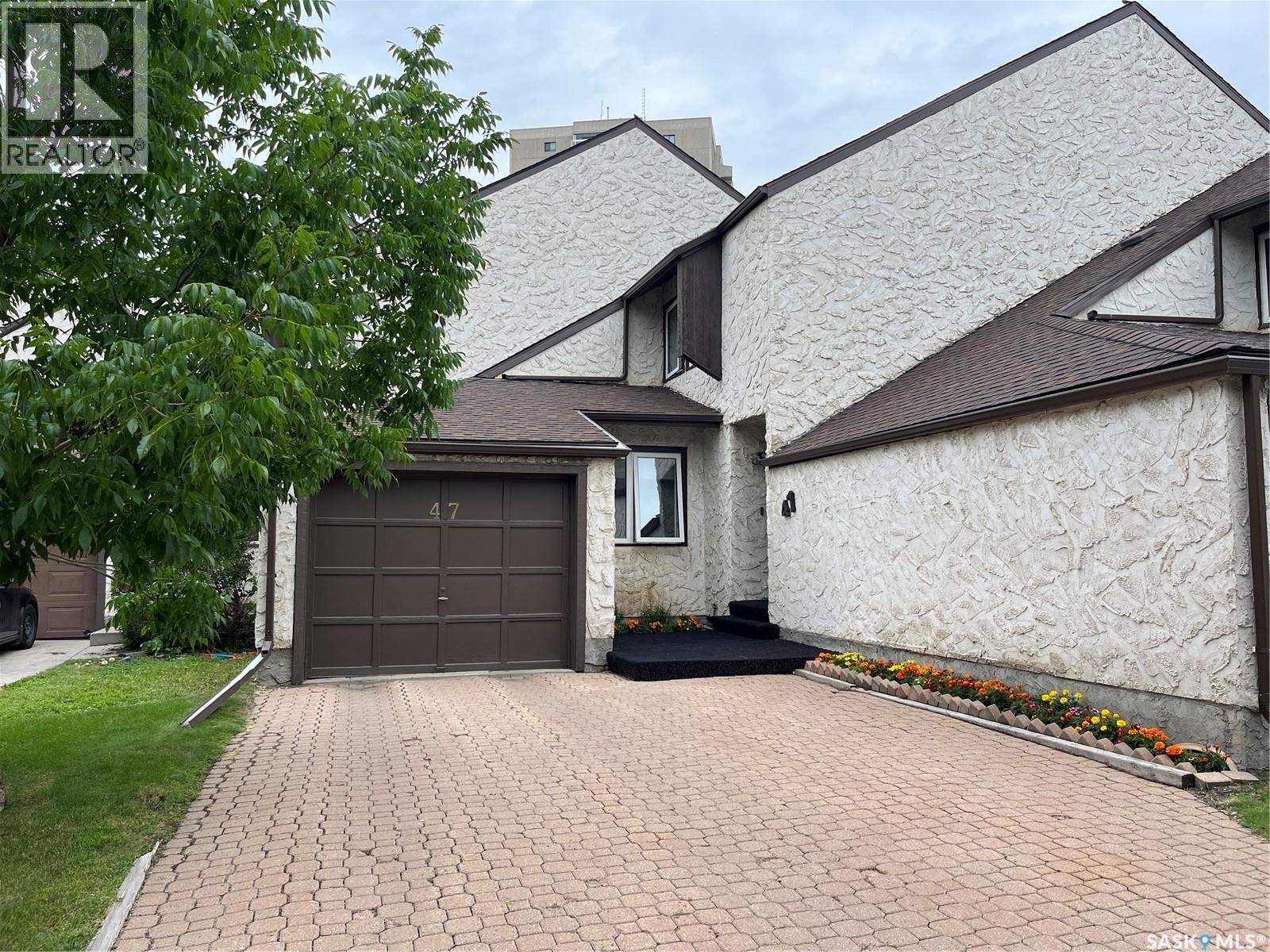 47 Laverendrye Way, Regina, SK S4S 5Z6