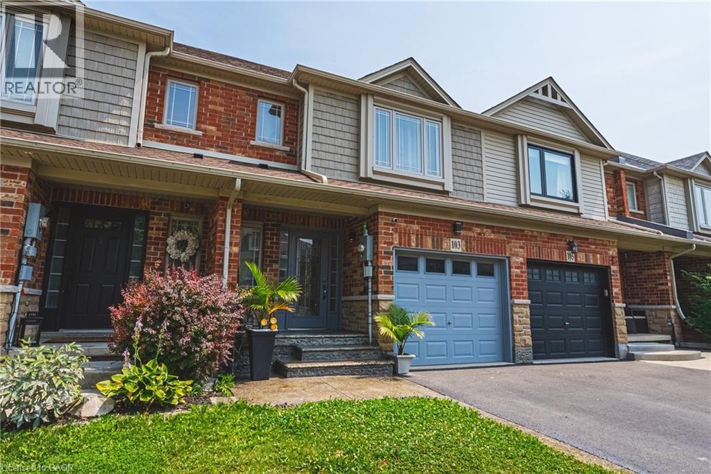 103 Donald Bell Dr, Hamilton, ON L0R 1C0
