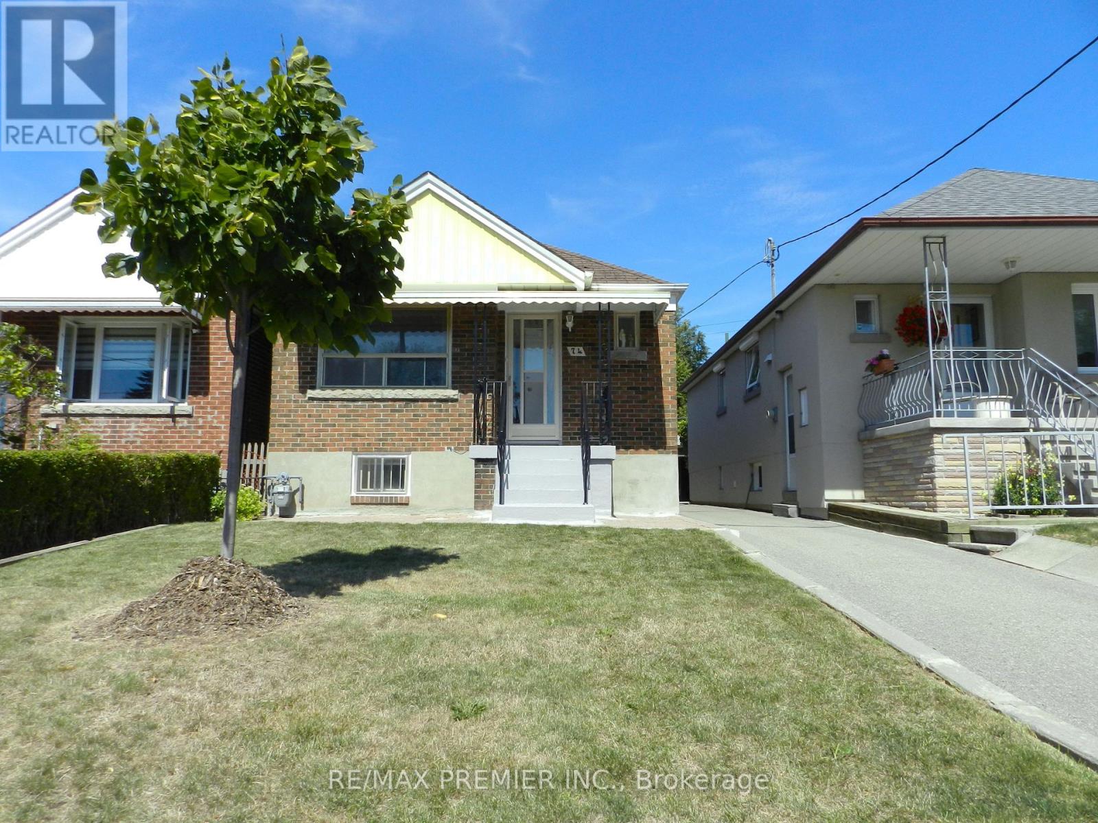 74 Schell Ave, Toronto, ON M6E 2S9