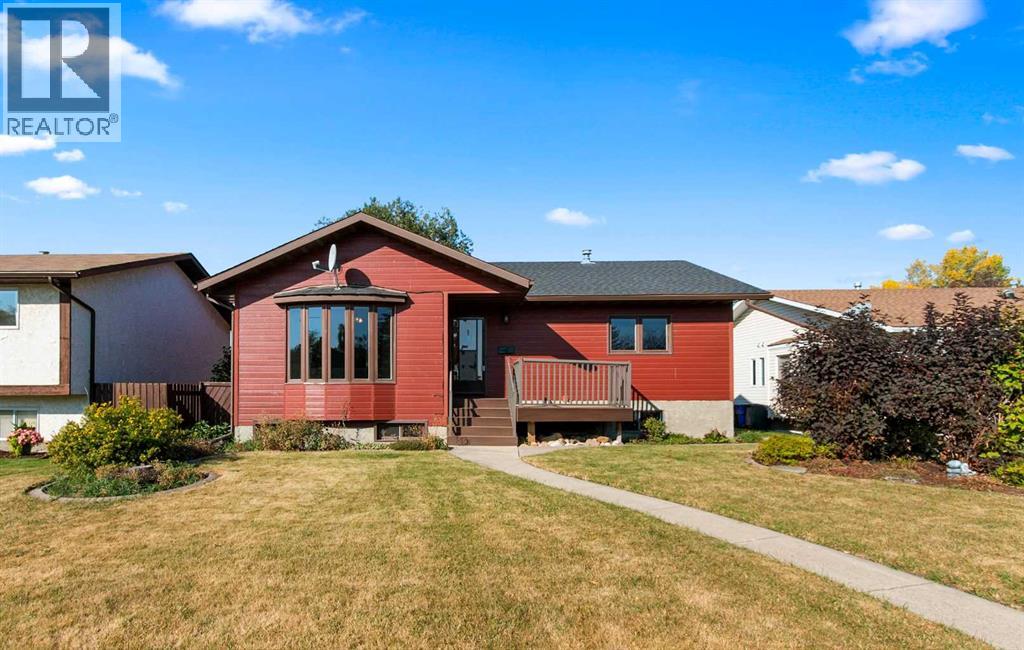 57 Avenue Unit 5602, Olds, AB T4H 1K1