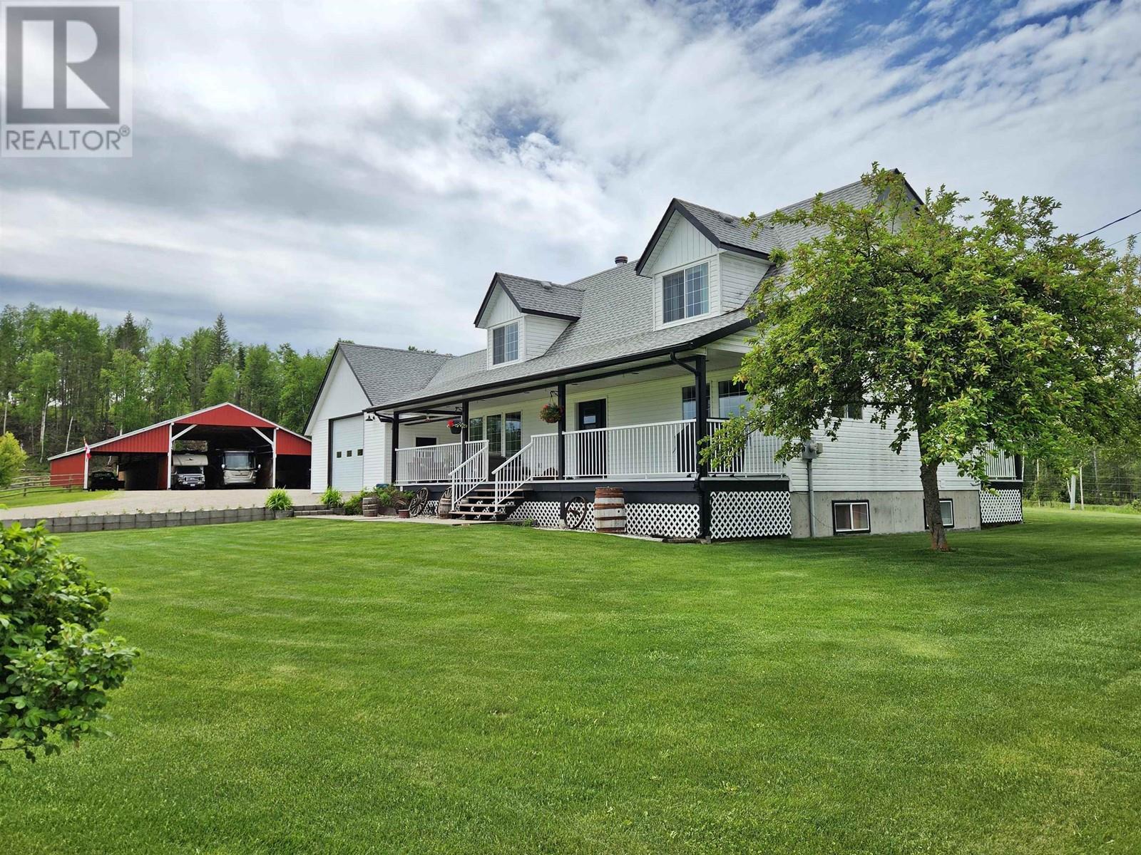 2312 W Fraser Rd, Quesnel, BC V2J 6K1