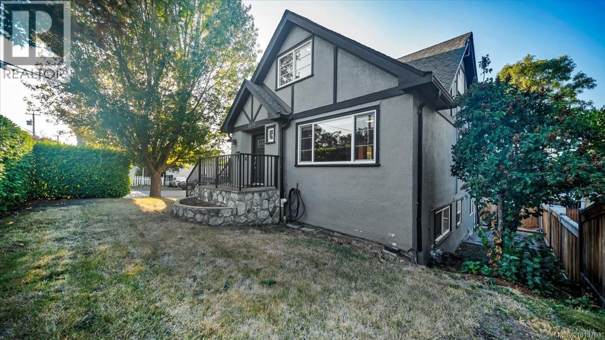 1130 Finlayson St, Victoria, BC V8T 2V1