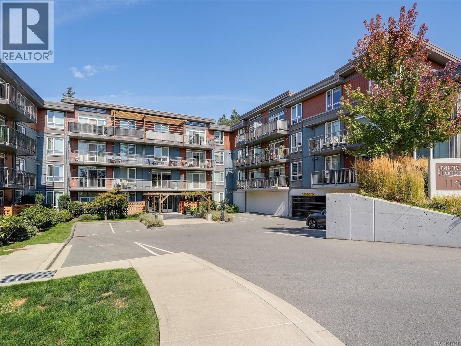 110 Presley Pl Unit 212 Pl, View Royal, BC V9B 0H5