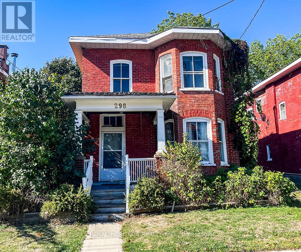 298 Charles St N, Belleville, ON K8N 3M8