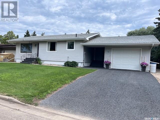 12 Vanier Pl, Melfort, SK S0E 1A0