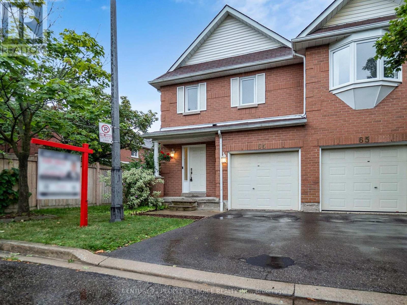 66 6050 Bidwell Trl, Mississauga, ON L5V 2C3