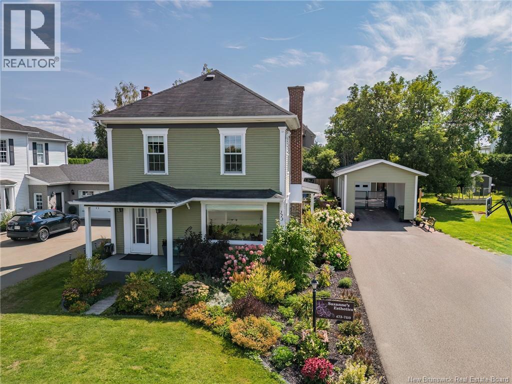 173 Sheriff St, Grand-saultgrand Falls, NB E3Z 2Z8