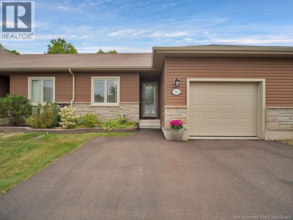 342 Damien, Dieppe, NB E1A 0H3