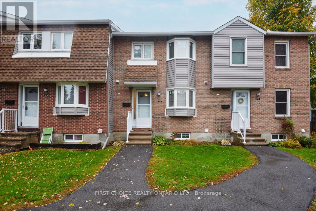 1771 Lamoureux Dr #c, Ottawa, ON K1E 2N5