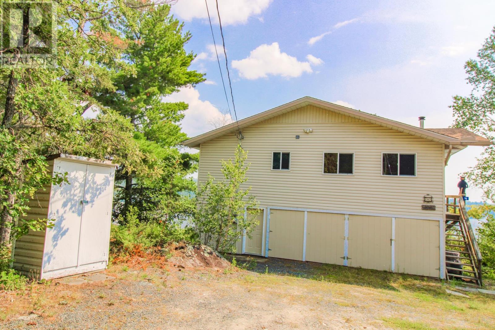 44 Bigstone Bay Ldg, Kenora, ON P9N 1Z9