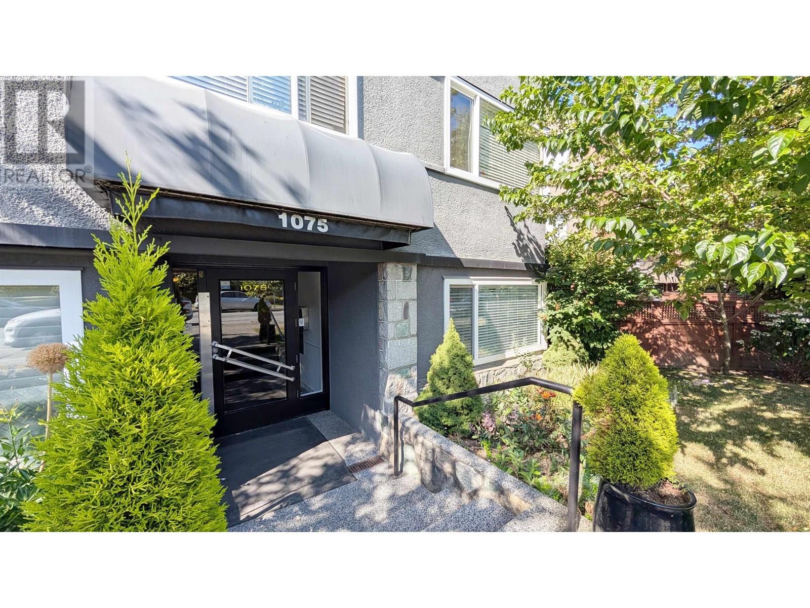 1075 W 13th Avenue Unit 101, Vancouver, BC V6H 1N1