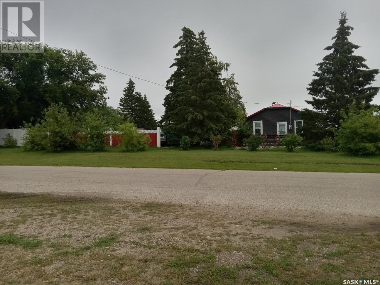 99 Dziendzielowski Ave, Cudworth, SK S0K 1B0