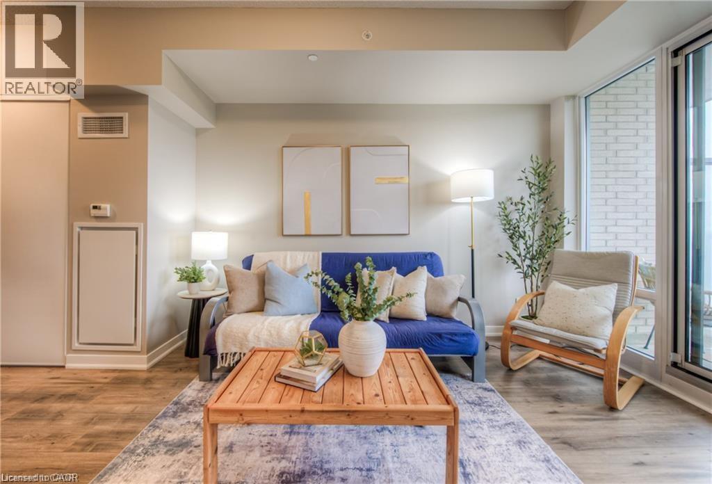85 Duke Street W Unit 703, Kitchener, ON N2H 4Y7