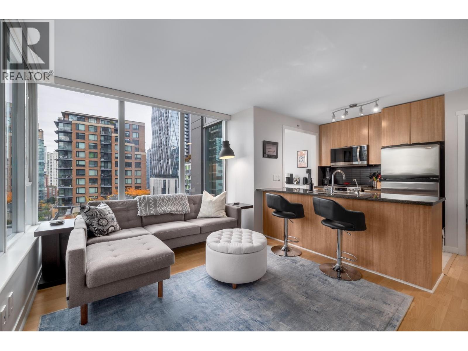 1010 Richards Street Unit 1107, Vancouver, BC V6B 1G2