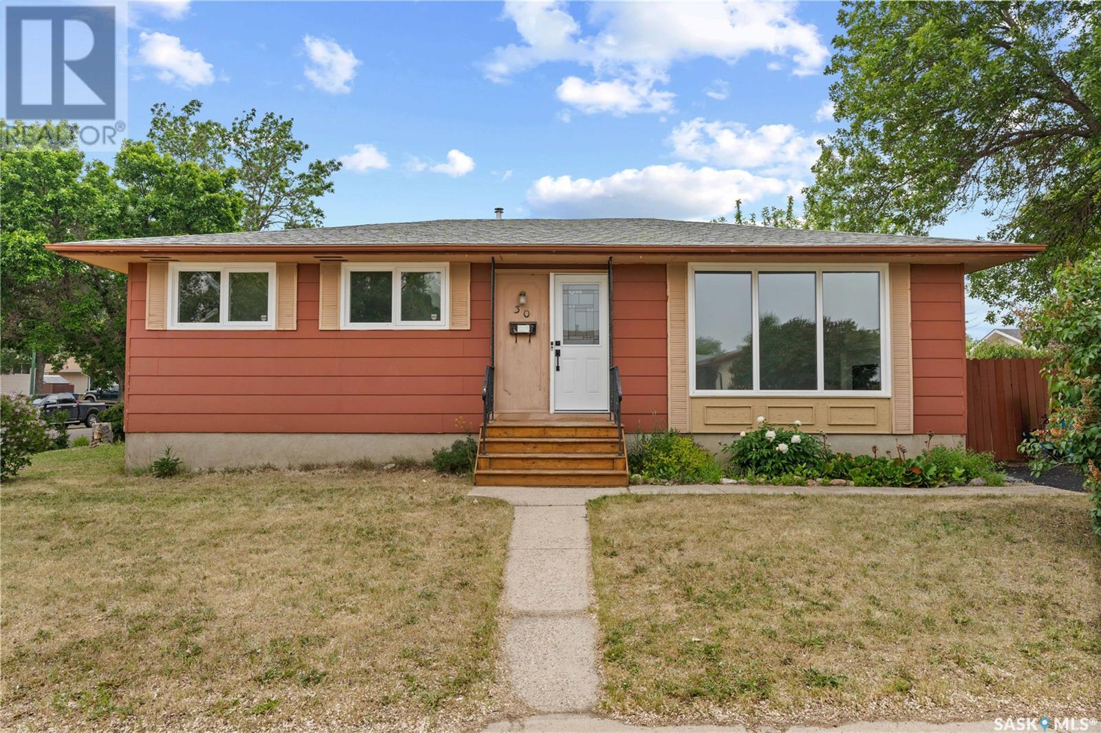 30 Kendrick Pl, Regina, SK S4T 6Z4