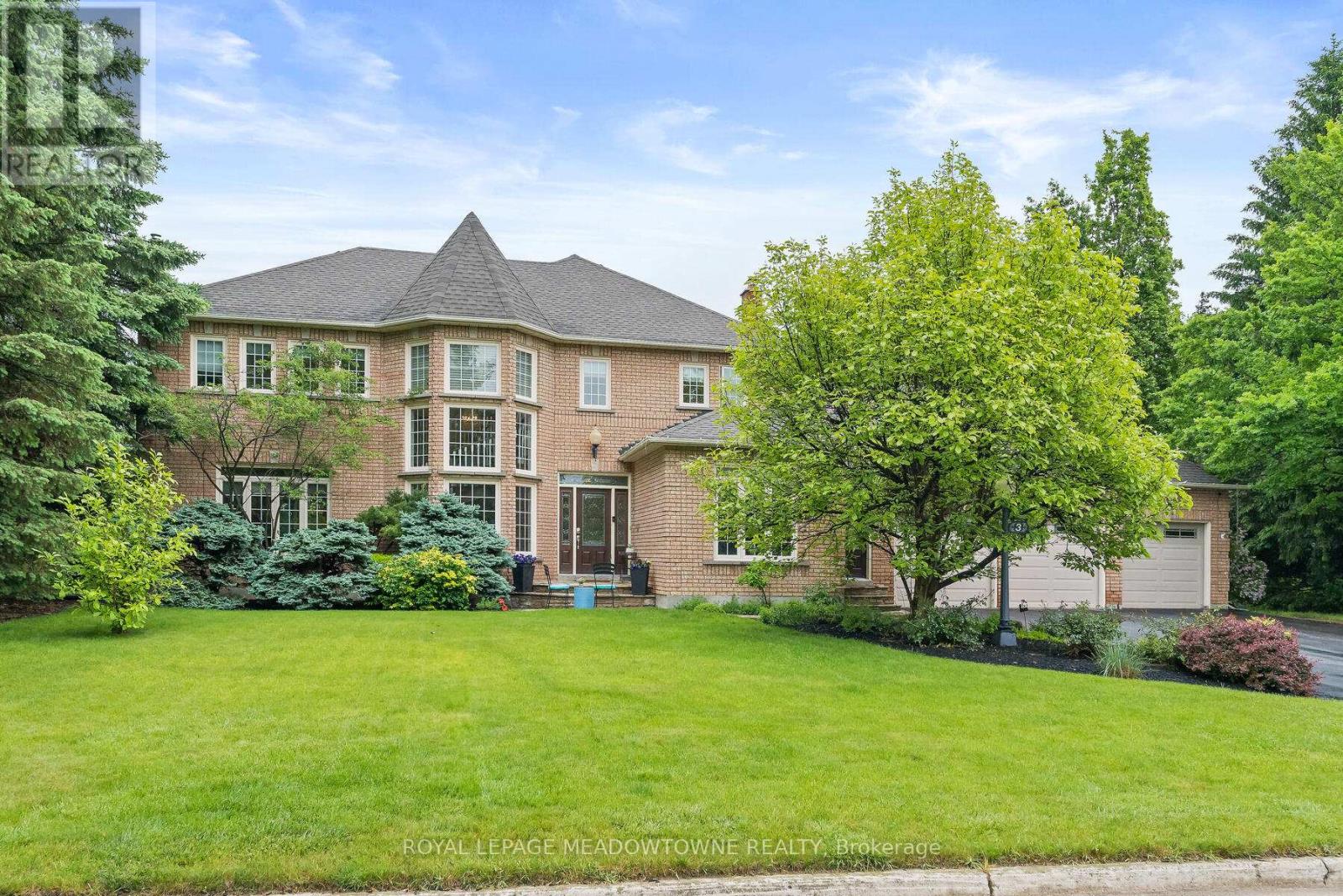 3 Thomas Ct, Halton Hills, ON L7G 5G7