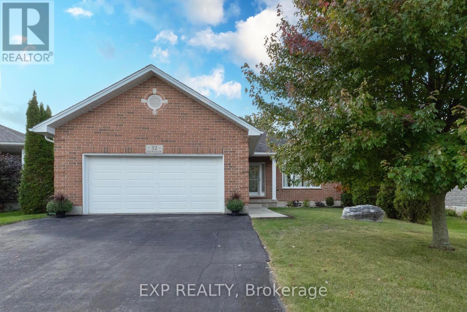 32 Scourfield Dr, Ingersoll, ON N5C 0A4