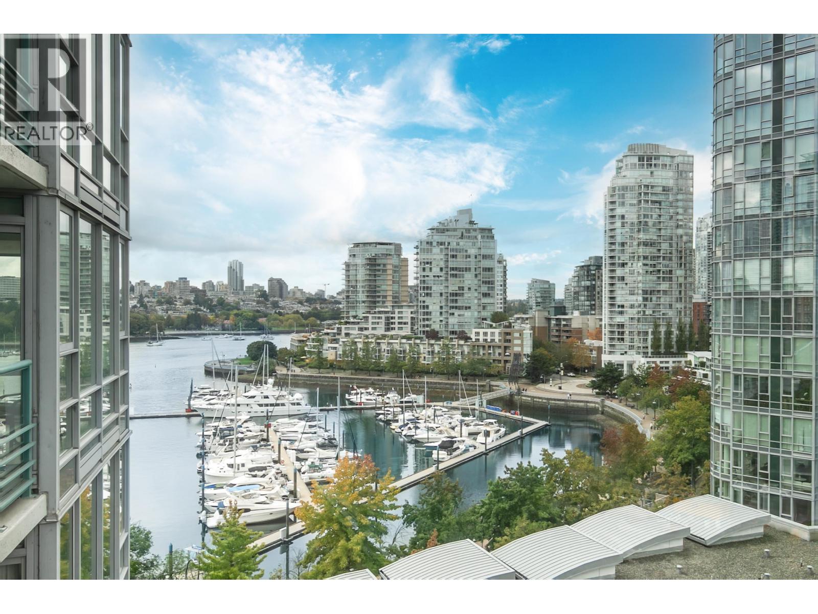 1033 Marinaside Crescent Unit 1101, Vancouver, BC V6Z 3A3