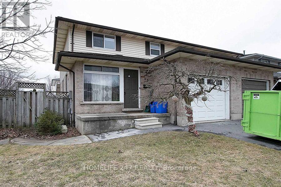 55 Galt Rd, Stratford, ON N5A 7S6