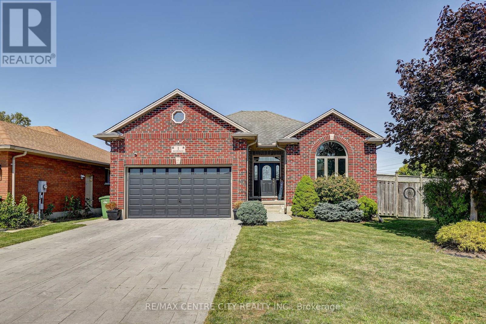 1 Mcgregor Ct, St. Thomas, ON N5P 4H7