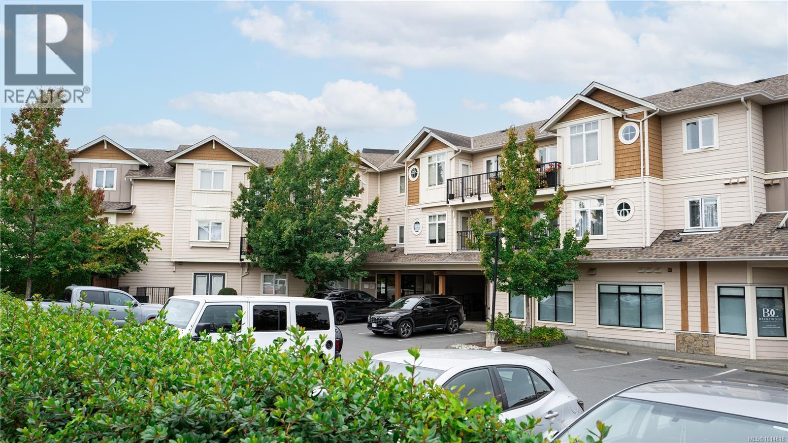 7088 W Saanich Rd Unit 207 Rd, Central Saanich, BC V8M 1P9