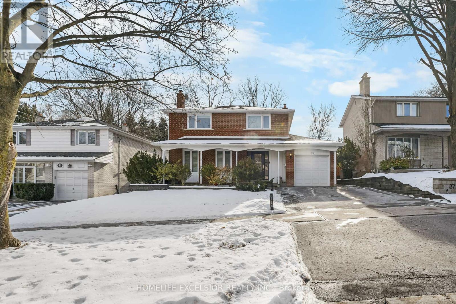 39 Davean Dr, Toronto, ON M2L 2R6