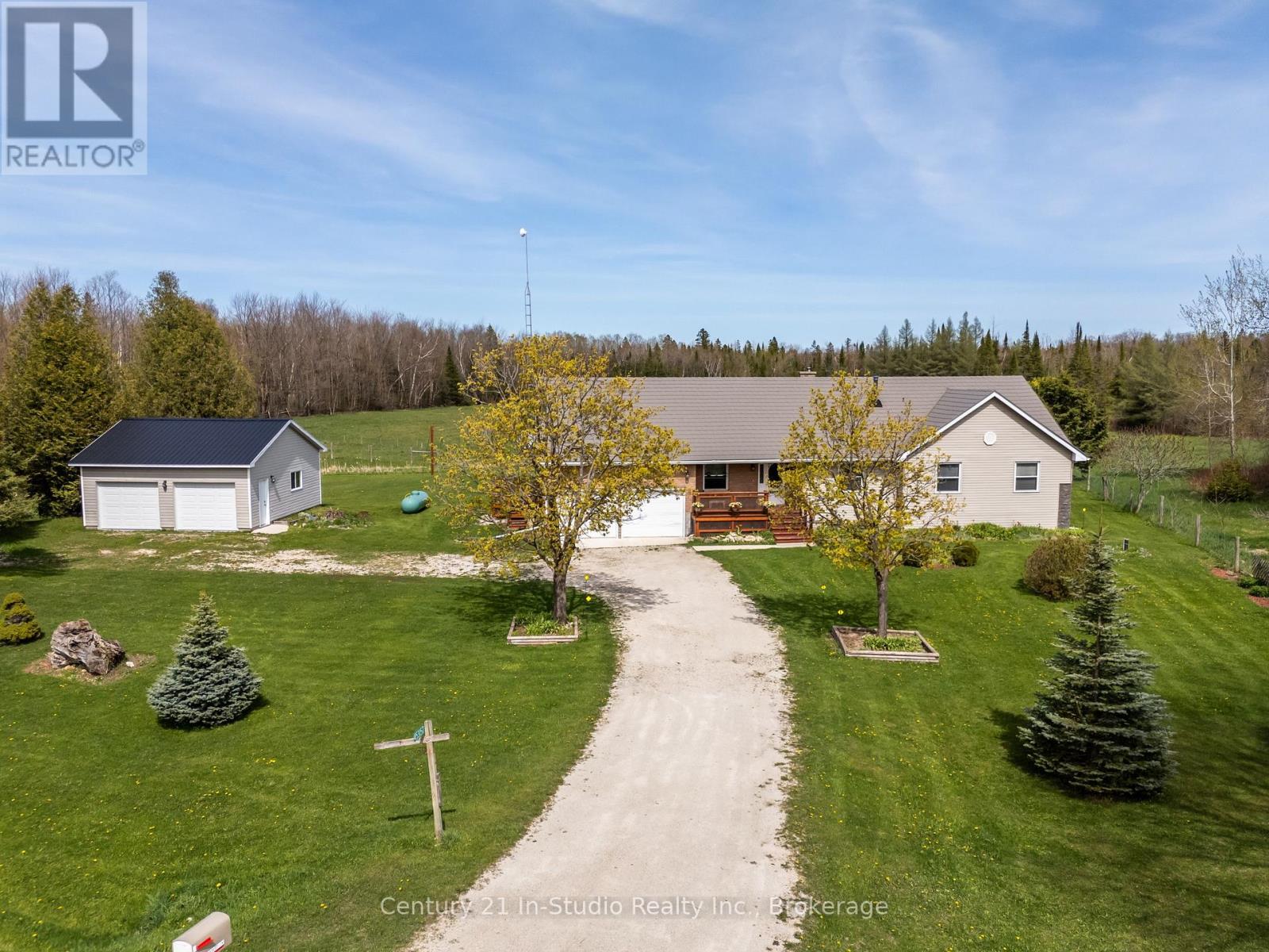 453157 Grey Road 2, Grey Highlands, ON N0C 1L0