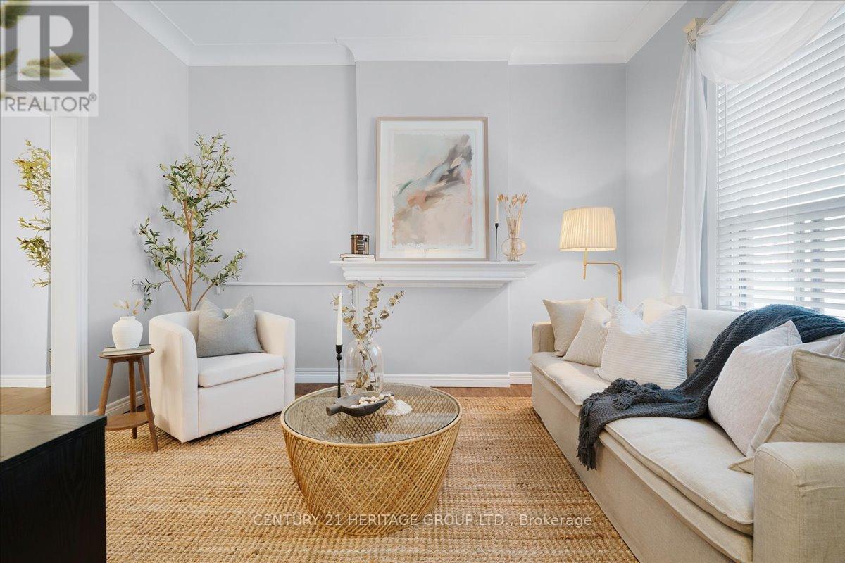 263 Mary St, Hamilton, ON L8L 4W2