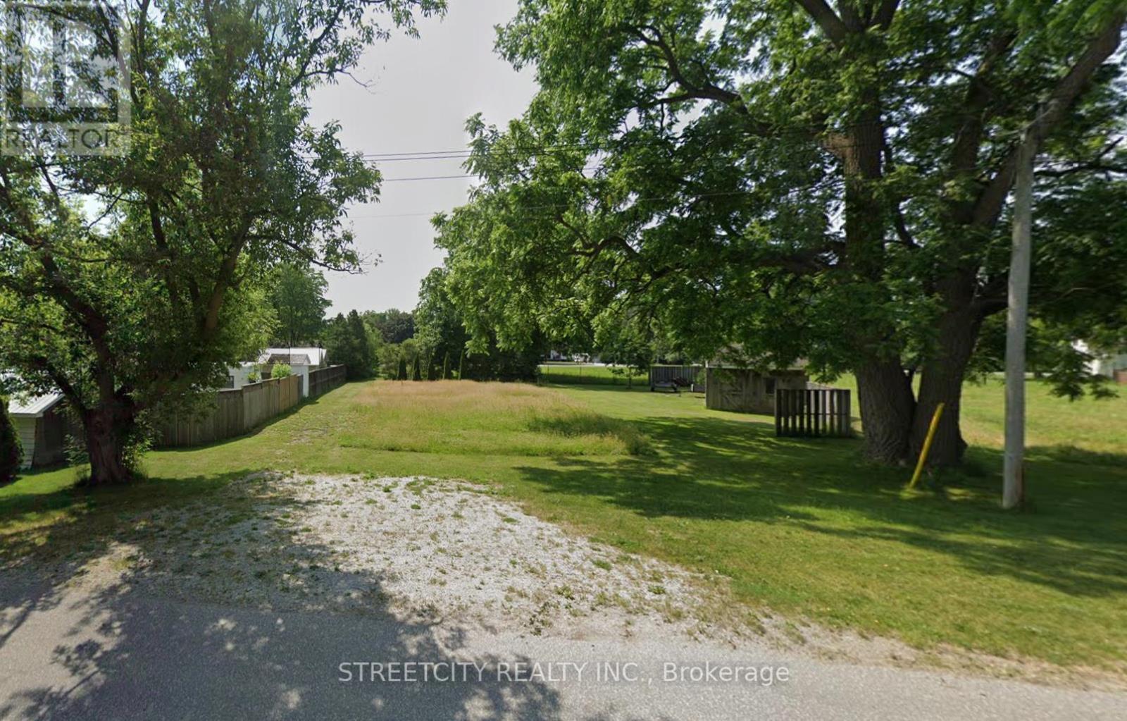 8093 Mill Pond Ave E, Brooke-Alvinston, ON N0N 1A0