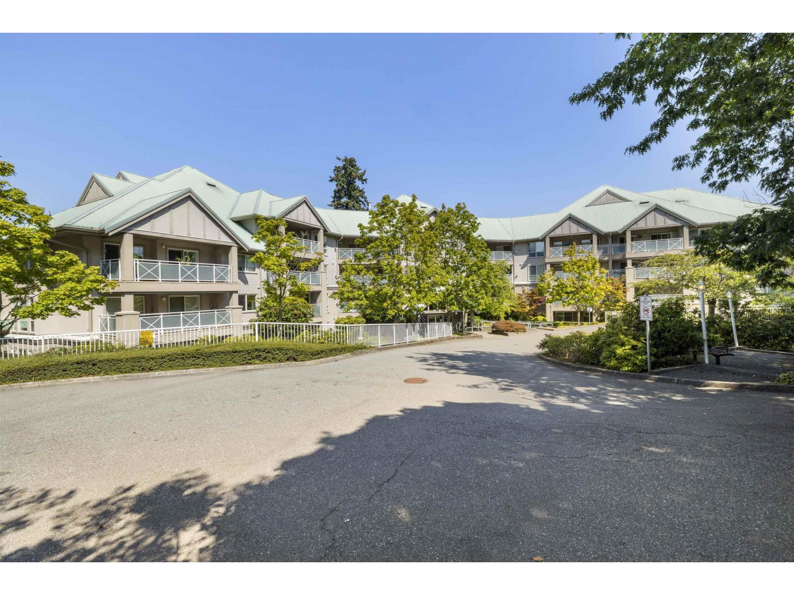 15150 29a Avenue Unit 310, Surrey, BC V4P 3B1