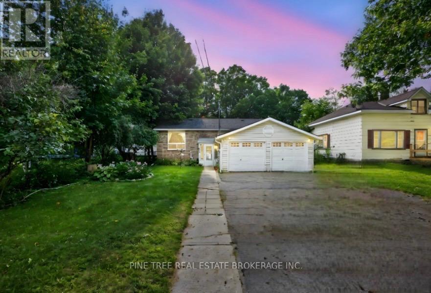 228 Cavana St, Midland, ON L4R 4C1
