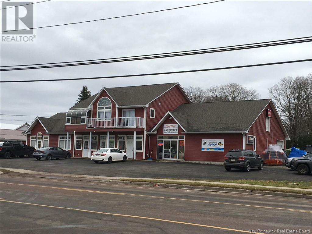 579 Main St, Shediac, NB E4P 2C6