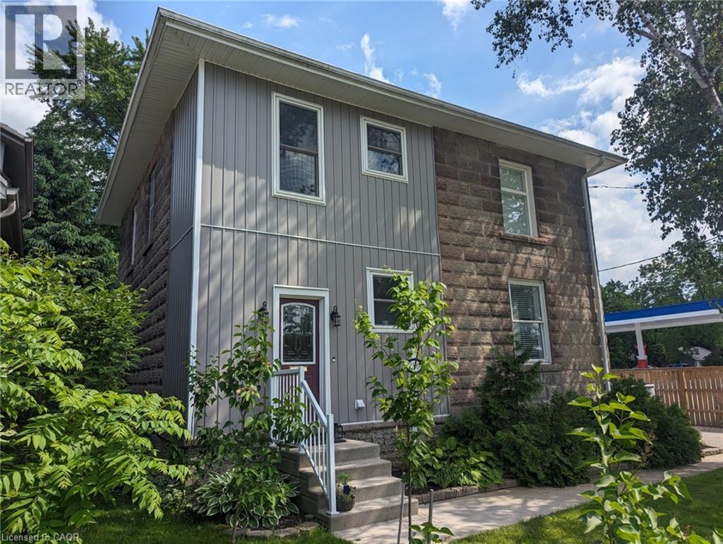 180 Union St W, Centre Wellington, ON N1M 1V3