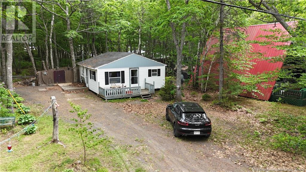 73 Colpitts St, Cocagne, NB E4R 2G7