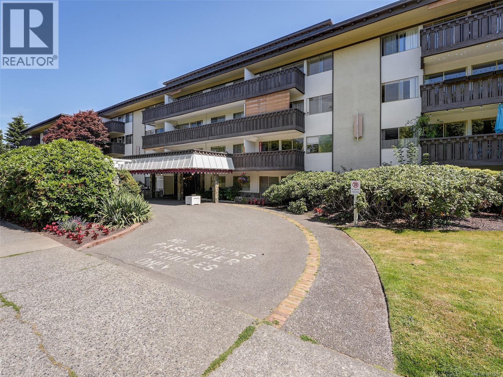 964 Heywood Ave Unit 212 Ave, Victoria, BC V8V 2Y5