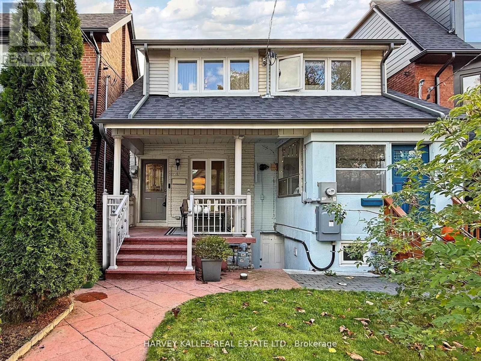 211 Rosemount Ave, Toronto, ON M6H 2N2