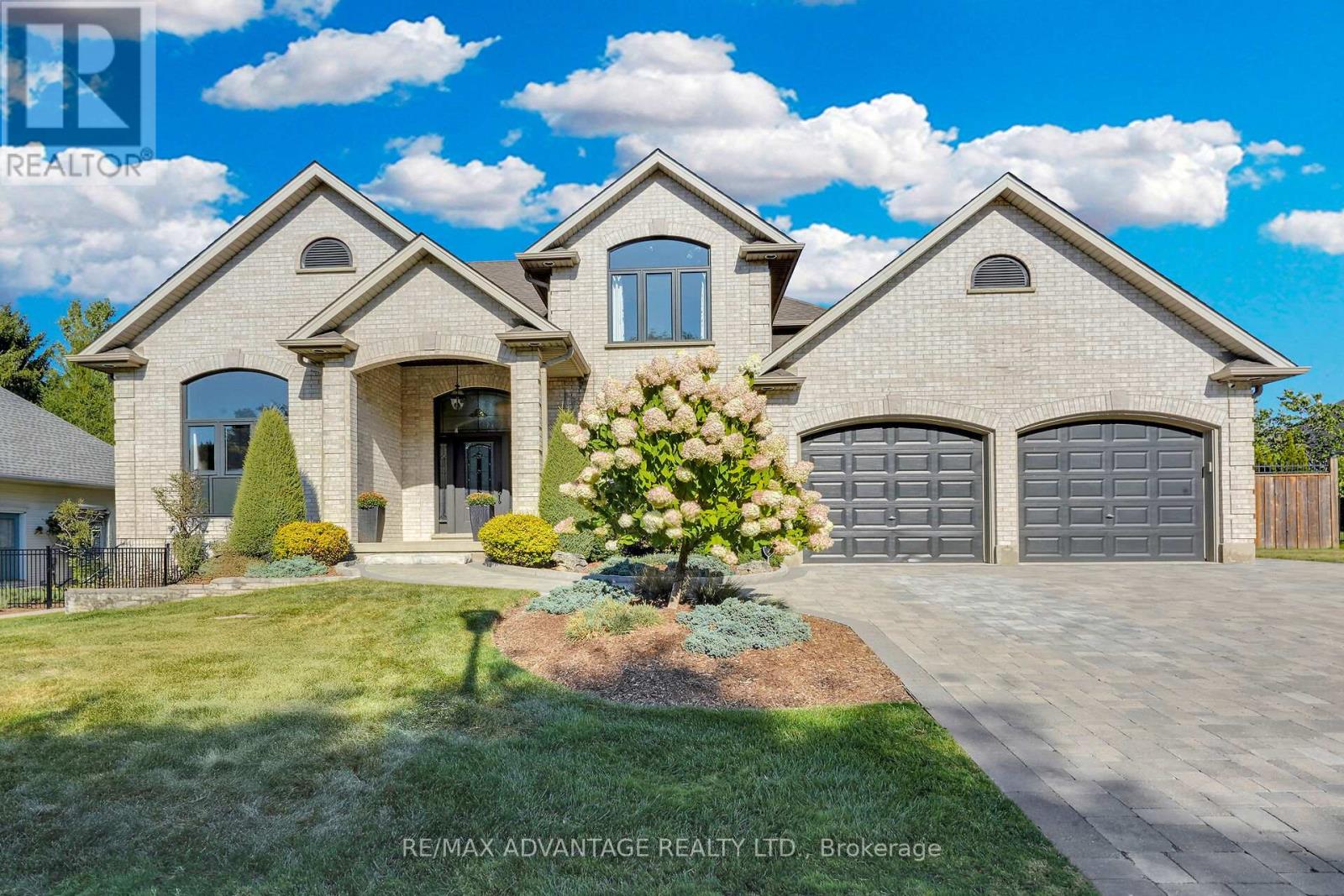 6 Northumberland Rd, London North North L, ON N6H 5H5