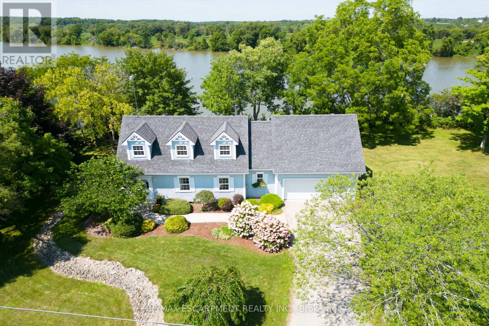 1042 River Rd, Haldimand, ON N0A 1E0