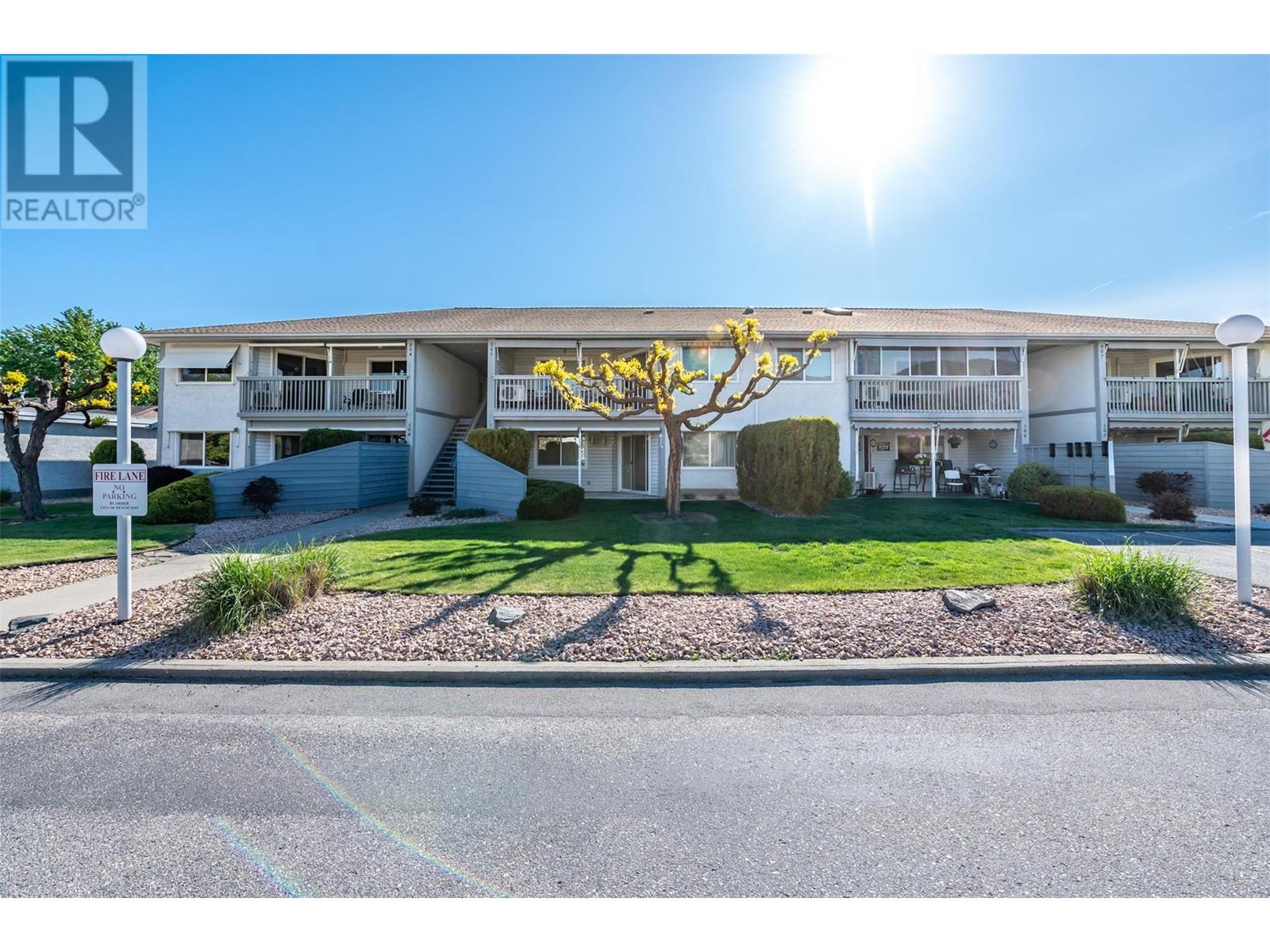 232 Kinney Avenue Unit 105, Penticton, BC V2A 3N9