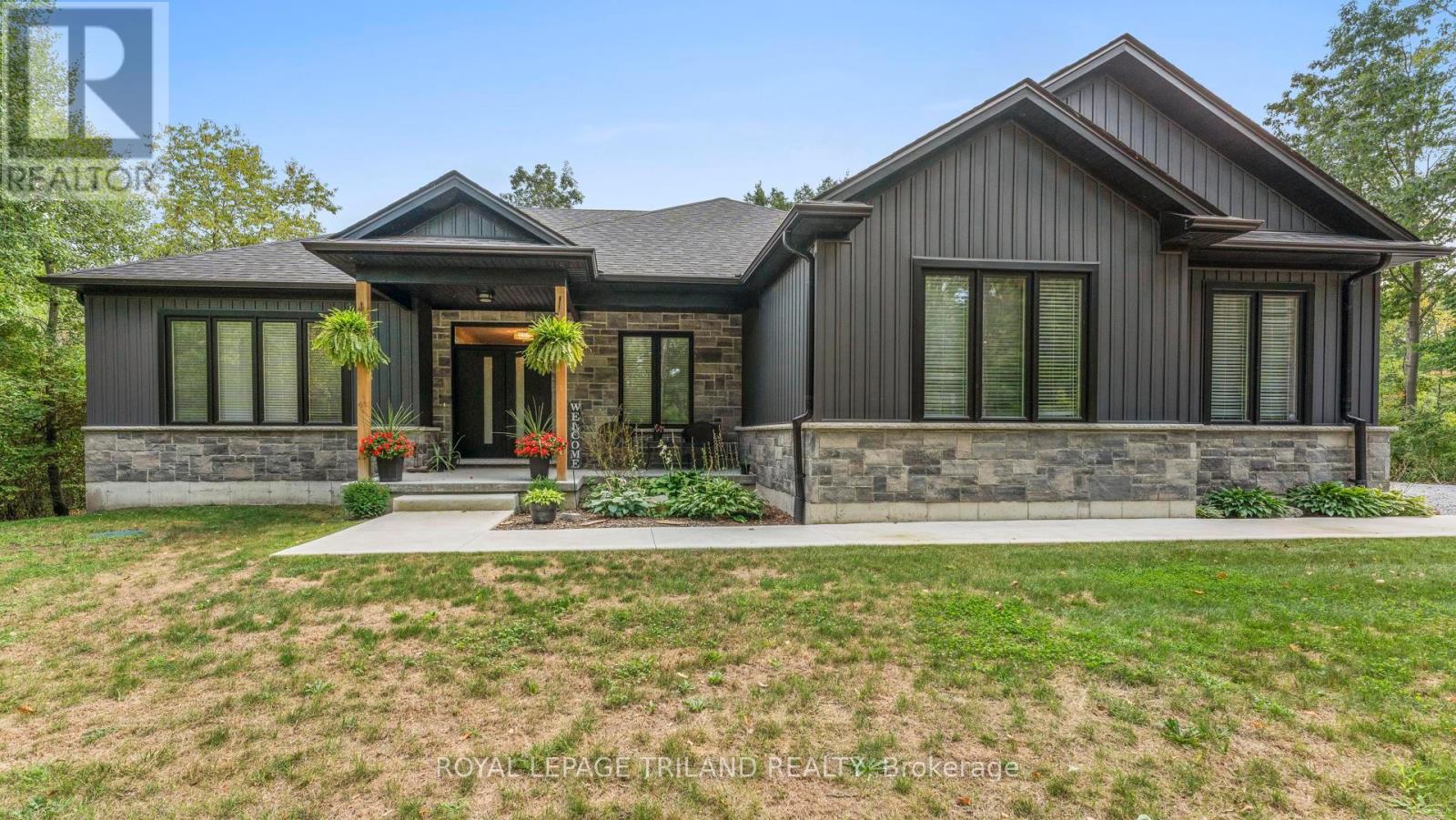 8443 Goosemarsh Line, Lambton Shores, ON N0M 1T0