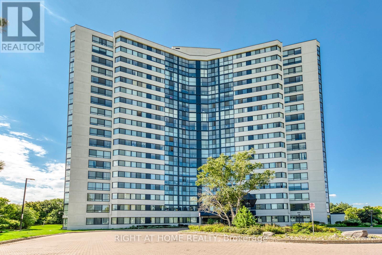 1603 1360 Rathburn Rd E, Mississauga, ON L4W 4H4