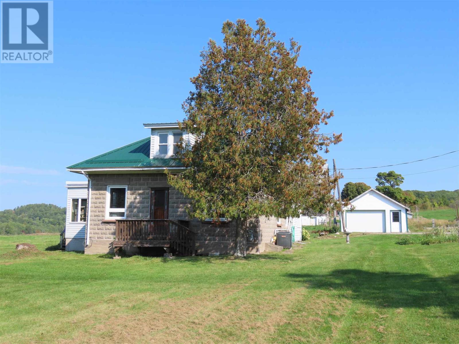 1804 Gordon Lake Rd, Johnson, ON P0R 1E0