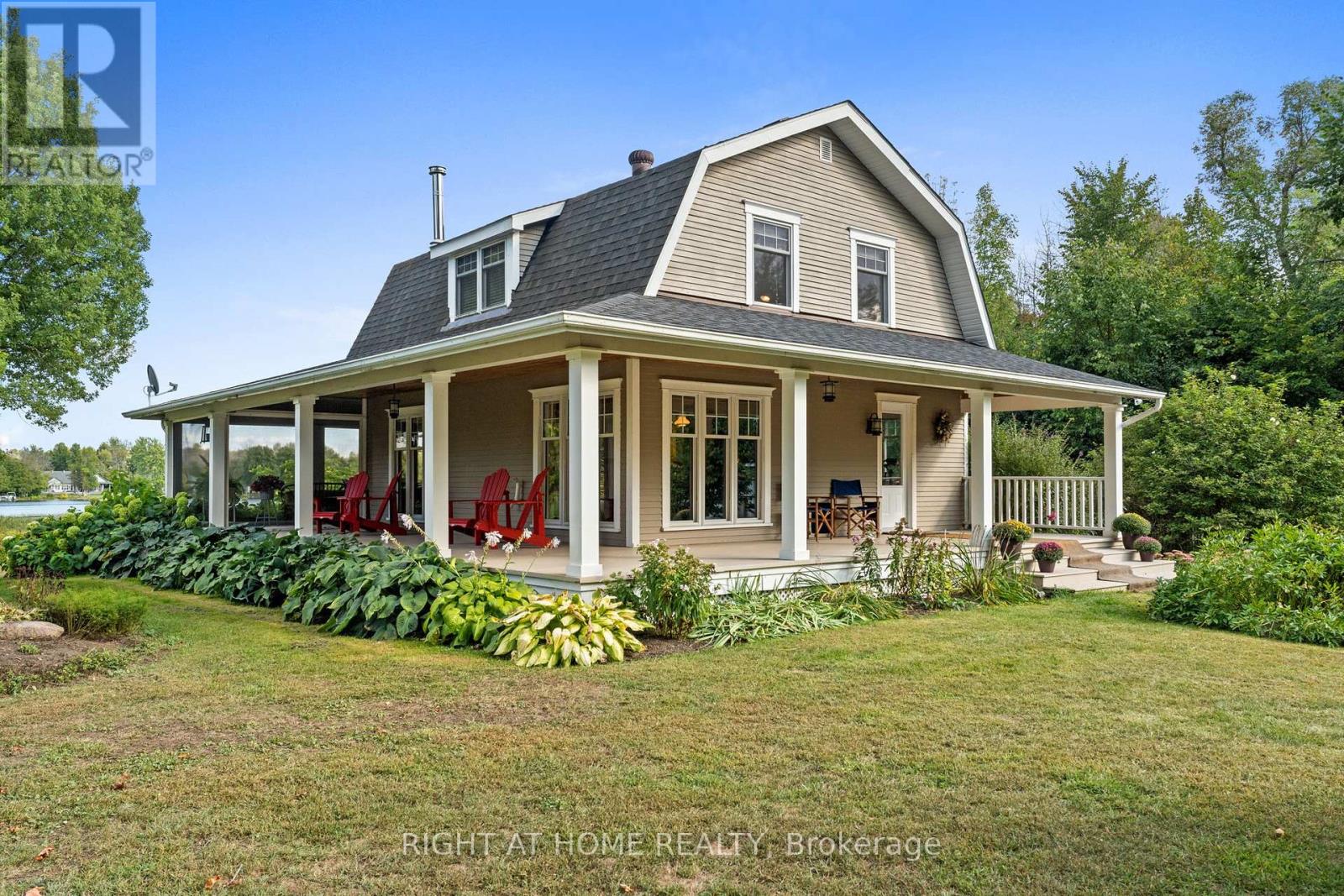 689 Rideau River Rd, Montague, ON K0G 1N0
