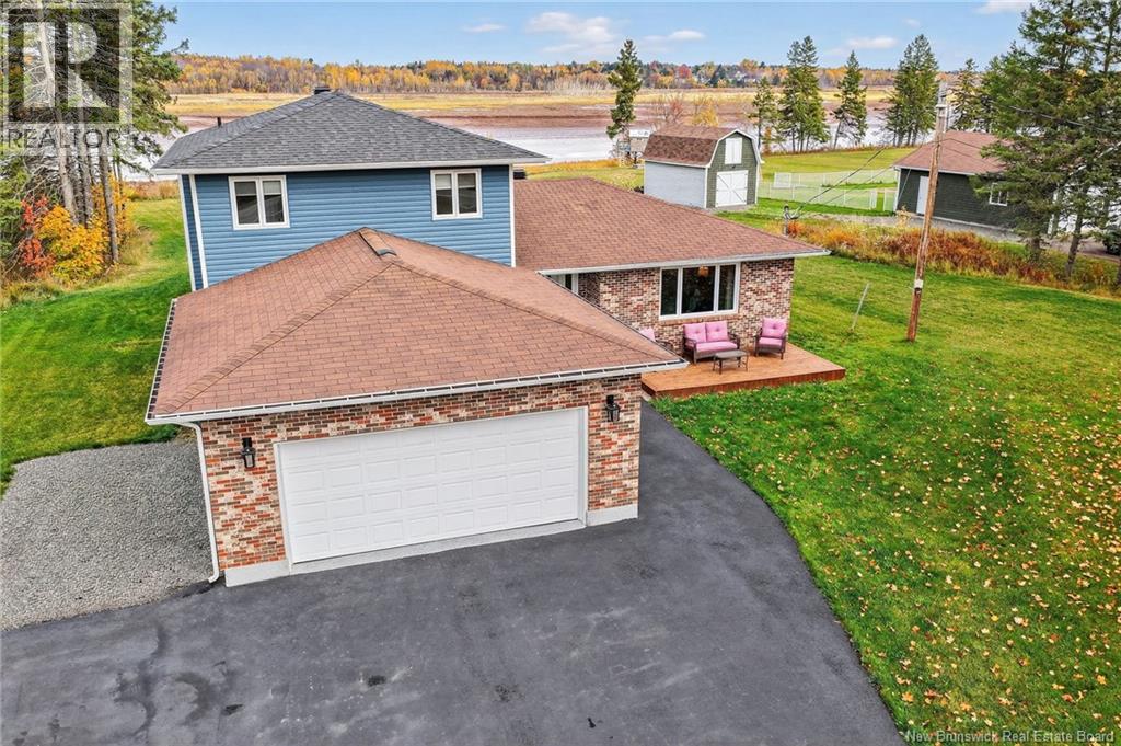 1069 Coverdale Rd, Riverview, NB E1B 5G4