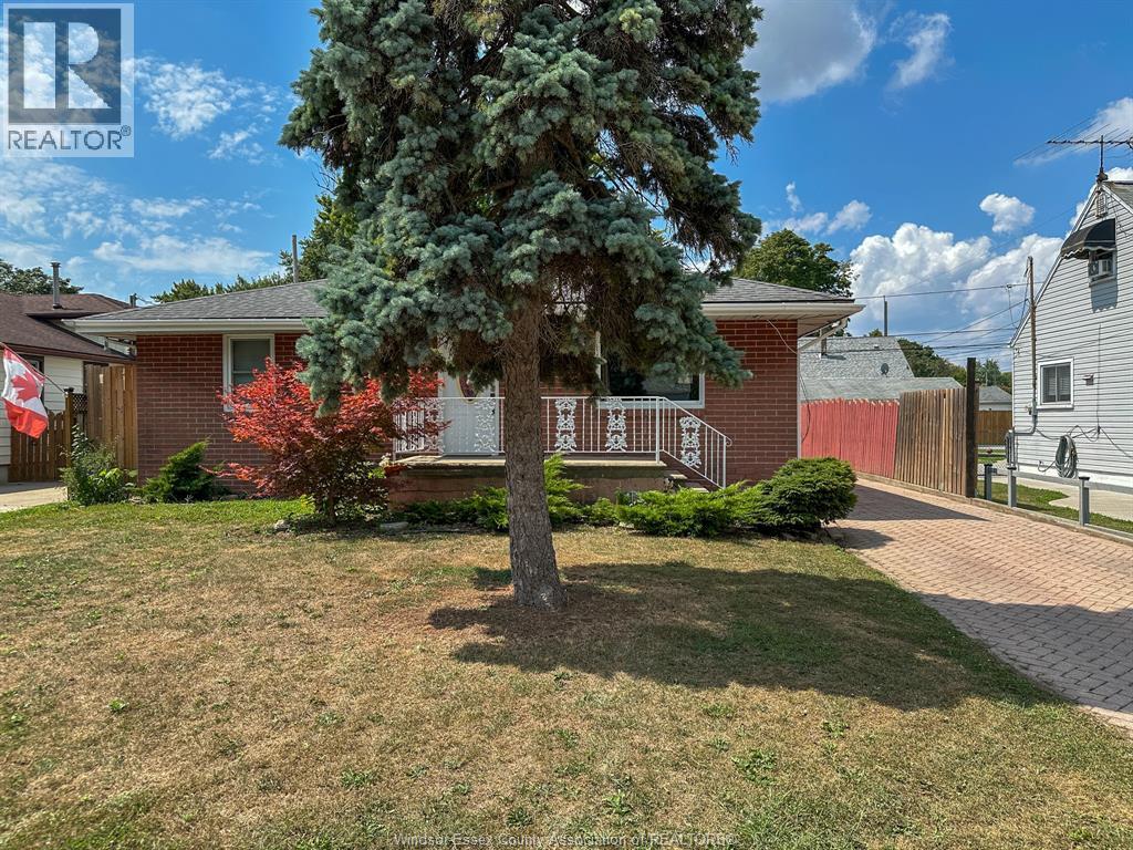 2509 Rossini, Windsor, ON N8W 4R2