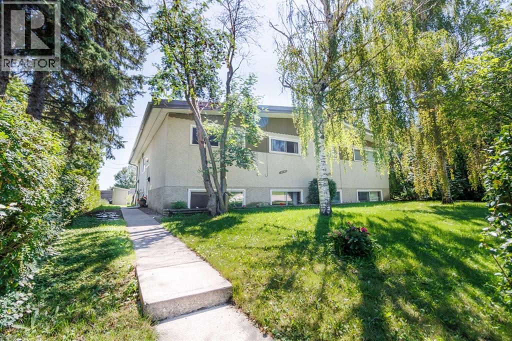 4440 Namaka Cres NW, Calgary, AB T2K 2H6