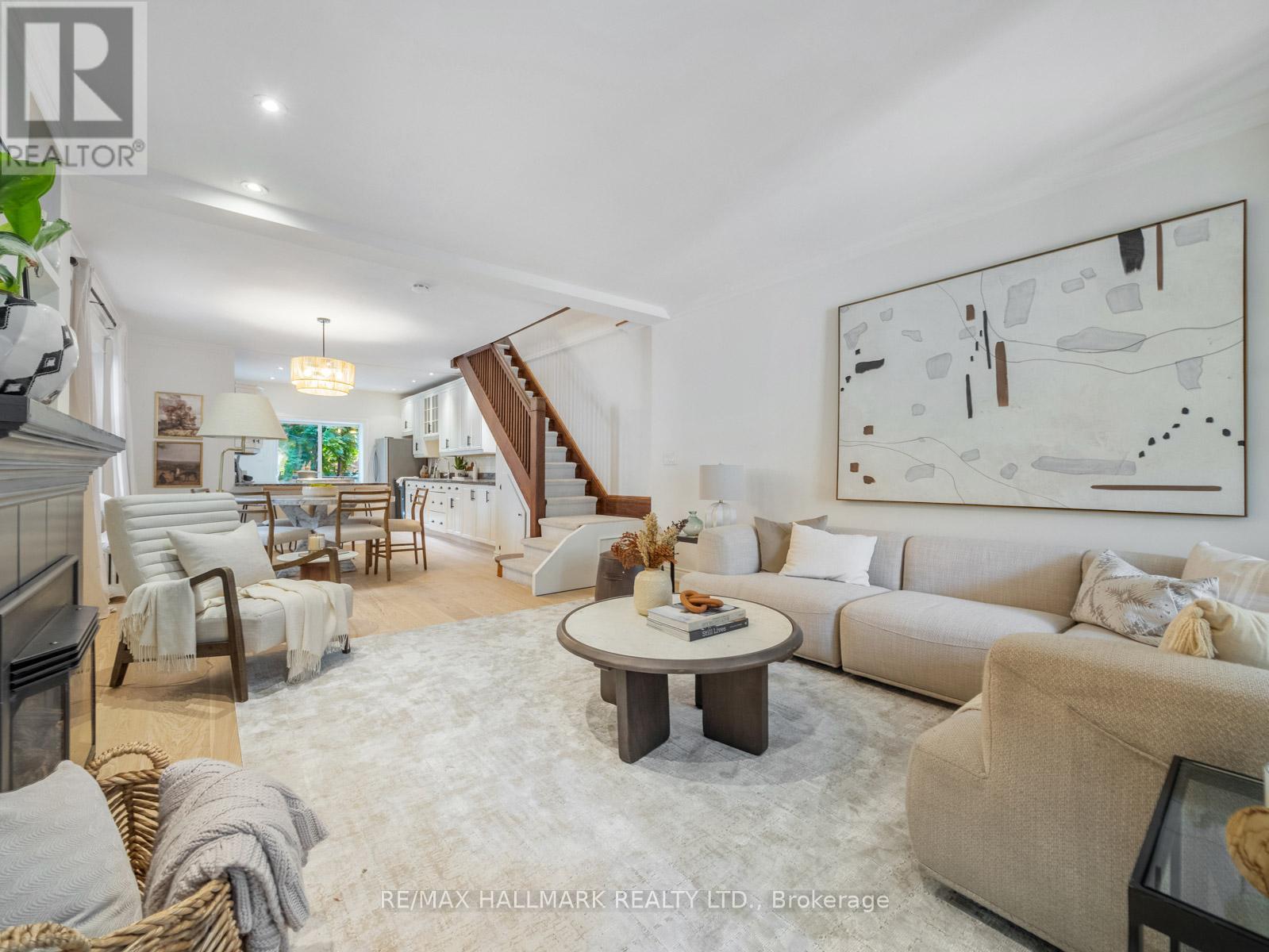 97 Bowmore Rd, Toronto, ON M4L 3J1