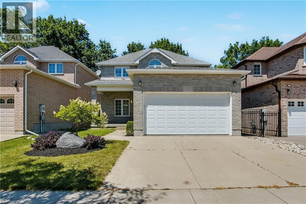49 Fitzgerald Dr, Cambridge, ON N1T 0B2
